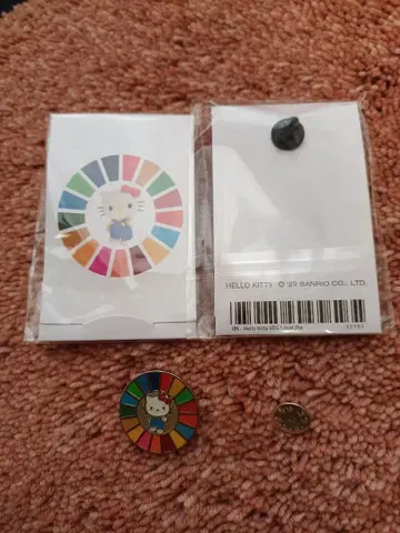 헬로키티 SDGs 핀 배지 약 2,6cm 1개