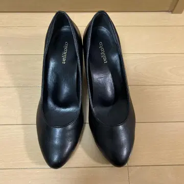베리코코 블랙 펌프스 24