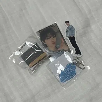 TREASURE 팝업 팬 네이비 지훈 키링 트레이딩 카드