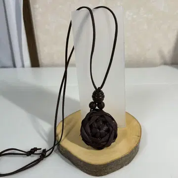 산포도 목걸이
