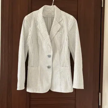 매기 스트라이프 자켓