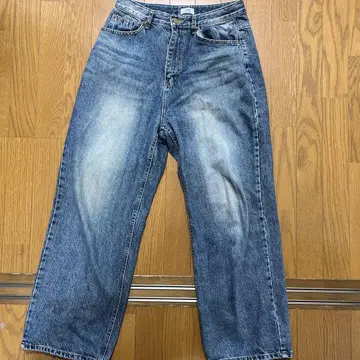 JJIM 라이트 블루 스트레이트 데님