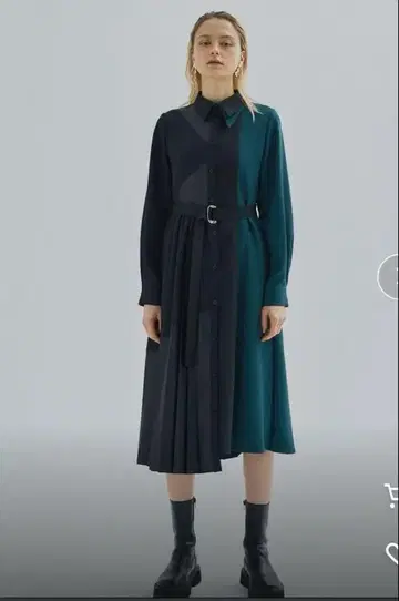 유나이티드 도쿄 블로킹 라인 플리츠 원피스