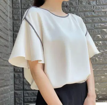 natural beauty basic 절개 블라우스