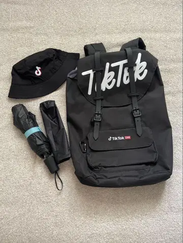 TikTok 경품 3개 세트(우산, 모자, 백팩)