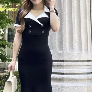 LIPSERVICE 바이컬러 클래시컬 머메이드 원피스 블랙