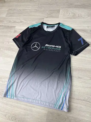 메르세데스 AMG 페트로나스 티셔츠 L