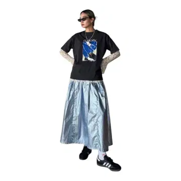 택 포함 새상품 Ameri 24AW CONCEPT PRINT TEE