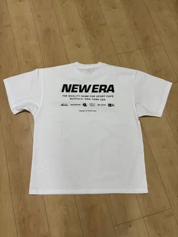 뉴에라 NEW ERA 반팔 유틸리티 오버 사이즈 티셔츠