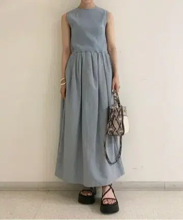 Mila Owen 미라 오웬 도킹 원피스