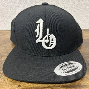 블랙 스냅백 캡 LOCALS ONLY