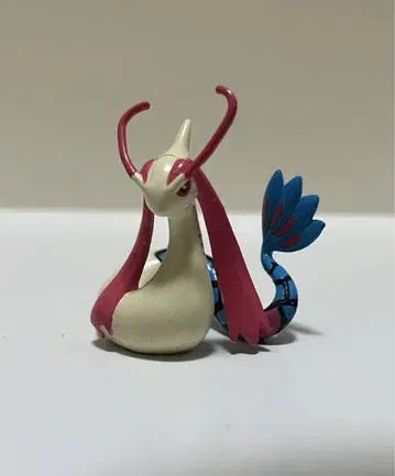몬코레 미로 카로스
