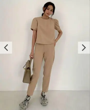 TULIP SLEEVE SET UP 베이지 S 사이즈