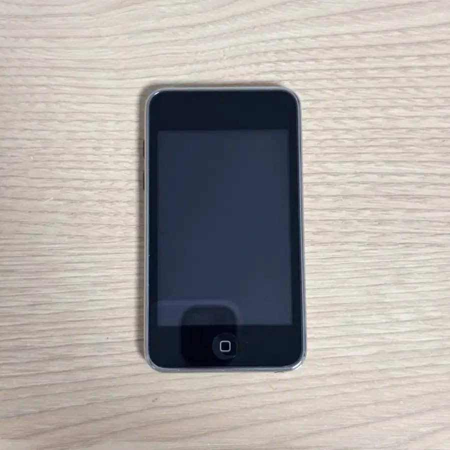 iPod Touch 2.5 Generation 8GB on Bunjang Global Site.