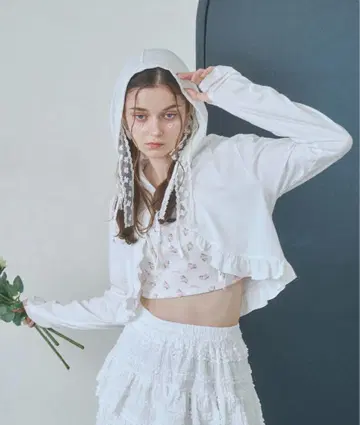 Lovilyn UV 차단 후드티 화이트 라비린 포요