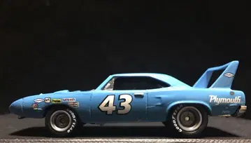 NASCAR 프리머스 슈퍼 버드 로드 러너