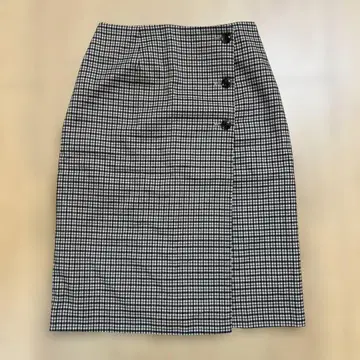 내추럴 뷰티 베이직 체크 무늬 버튼 타이트 스커트 S