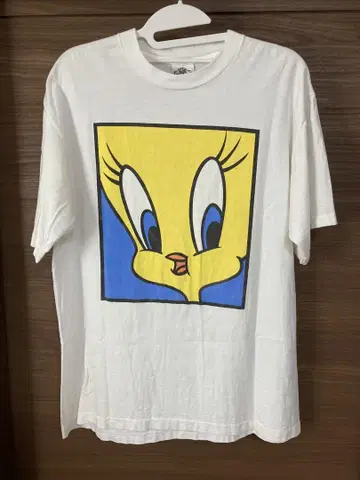 투이티 티셔츠