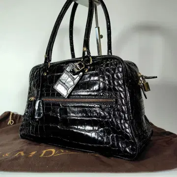 J&M DAVIDSON 비비 크로코 엠보 미니 보스턴 카데나 블랙