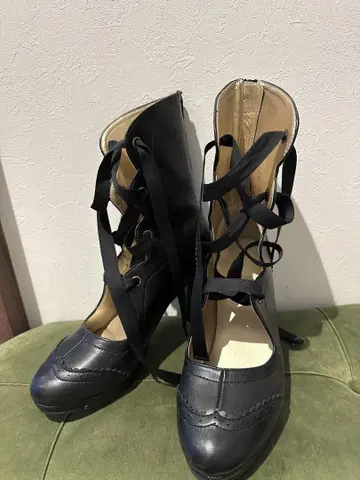 Victorian maiden 레이스업 부츠 블랙