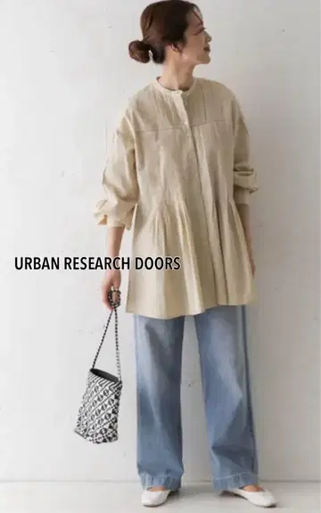새상품급 URBAN RESEARCH DOORS 인도 코튼 턱 블라우스