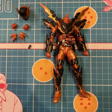 SHFiguarts 가면라이더 클로즈 마그마