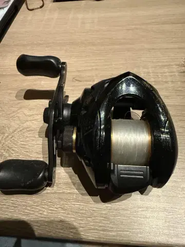 시마노 베이트 릴 '17 Bass One XT 150 오른쪽 핸들