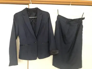 네이비 스커트 수트 M 사이즈