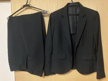 블랙 팬츠 수트 자켓과 팬츠 세트