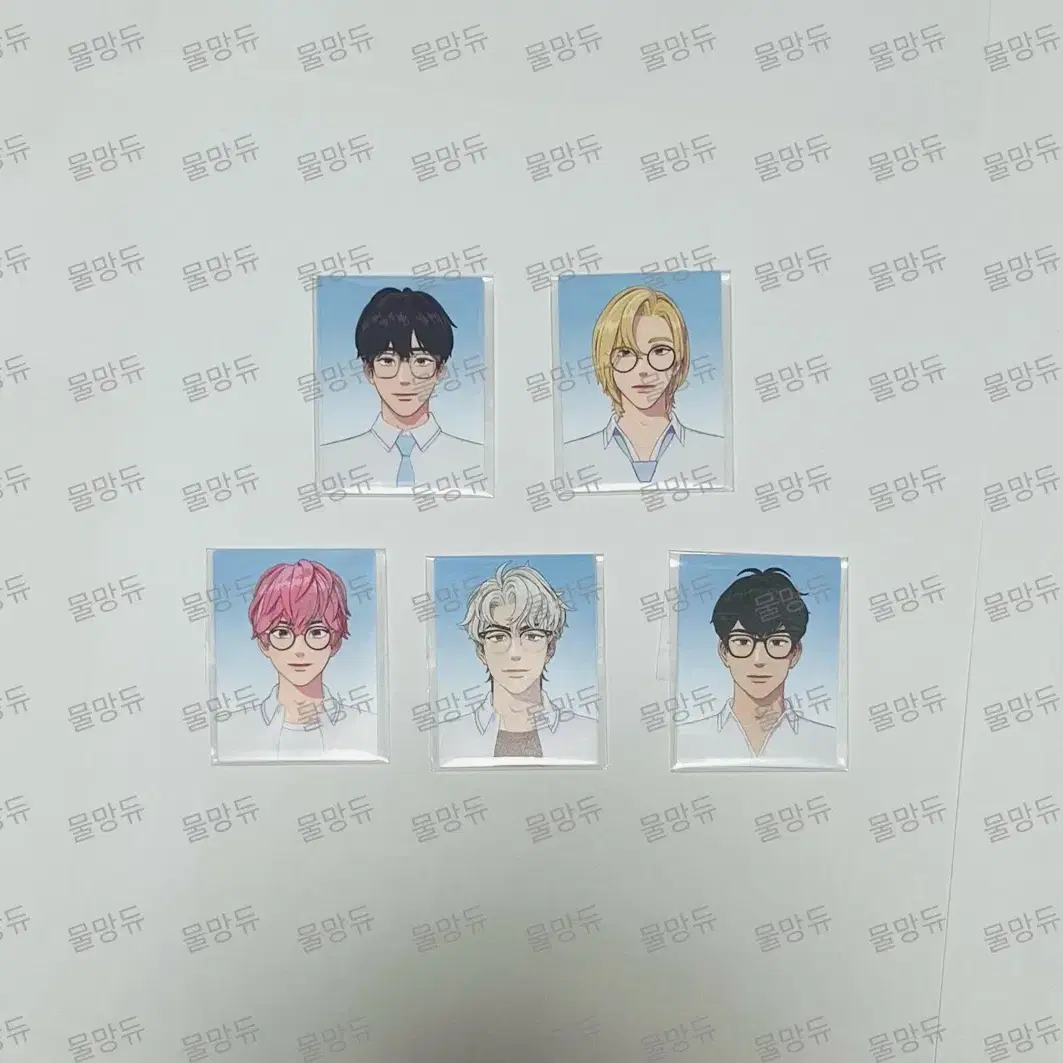 PLAVE | 플레이브 PLAVE Noah Bamby Aniplus Bead Keyring on
