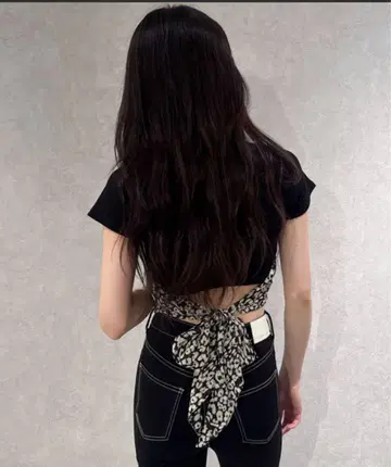 GYDA 레오파드 백 리본 탑