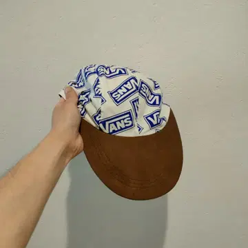 롱 빌 캡
