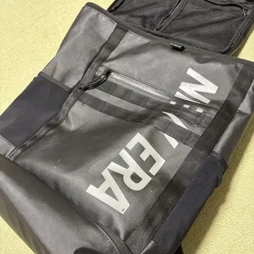 New Era 블랙 백팩