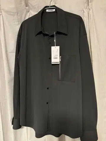 ATTACHMENT STUDIOUS 별주 Zip Shirts