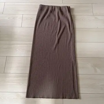 NOBLE 노블 토탄 골지 타이트 스커트 2025ss