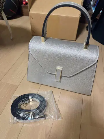 이지데풍 숄더백