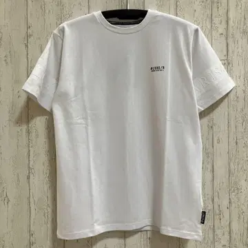 LUXE/R 두꺼운 러버 프린트 반팔 티셔츠