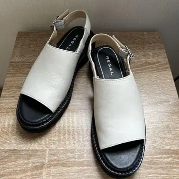 REGAL 샌들 새상품급