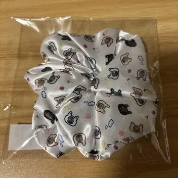 Da-iCE 이와오카 토오루 카베쵸로 스크런치 화이트