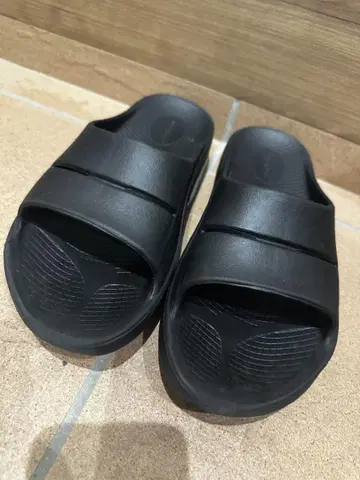 우포스 샌들 OOFOS 우아 OOahh 리커버리 샌들