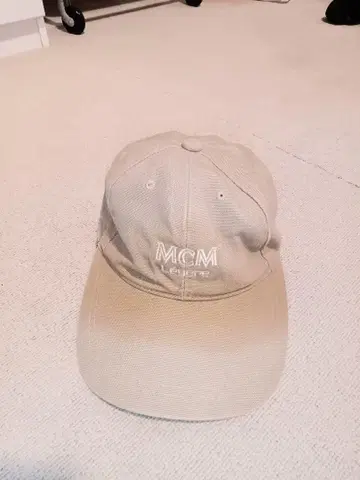 엠씨엠 레제르 베이지 캡 58cm 빈티지
