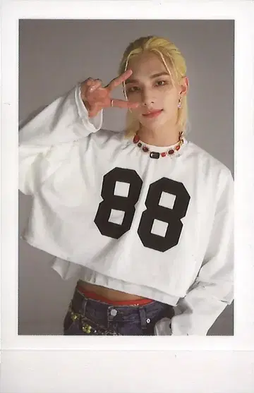 StrayKids MAXIDENT Hyunjin 폴라로이드 카드