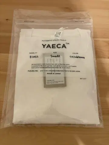 YAECA 티셔츠