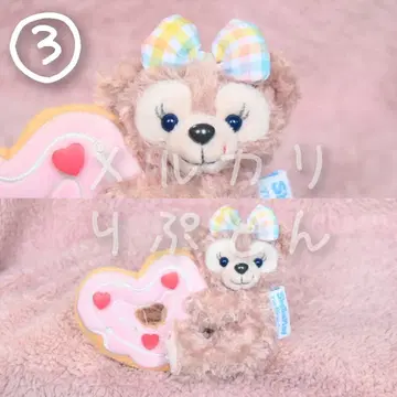 더피 & 프렌즈 필드 위드 조이! 셰리 메이 봉제 인형 배지