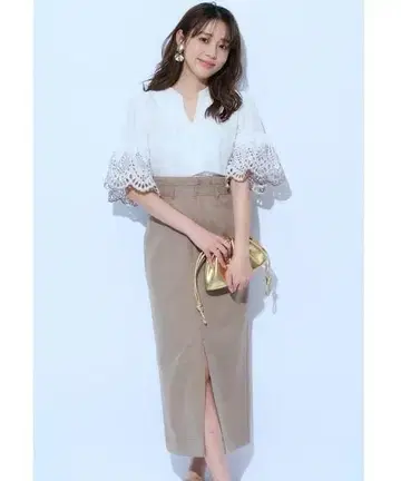 JUSGLITTY 프론트 슬릿 내로우 스커트 타이트 스커트