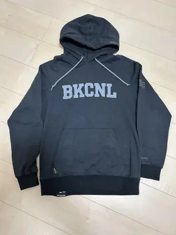 백 채널 후드티 블랙 M 사이즈