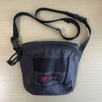 브리핑 뉴발란스 콜라보 숄더 백