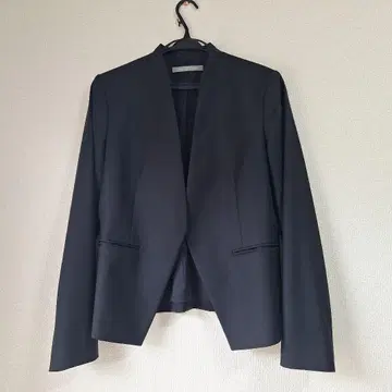 다크 네이비 수트 띠어리 럭스