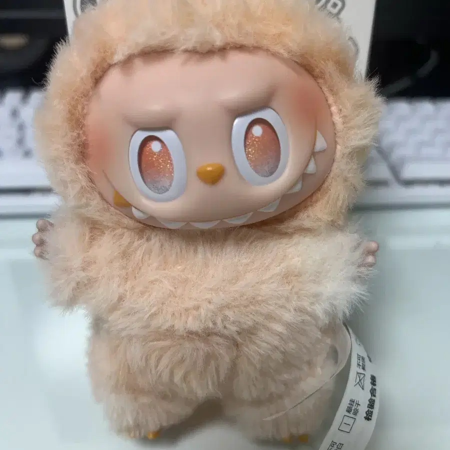【新品】LABUBU HAPPINESS Bnif labubu v3 happiness orange, Hobbies & Toys, Toys