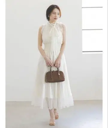 SNIDEL 백 리본 쉬폰 원피스